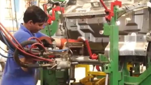 本土化生產(chǎn)助力成本優(yōu)化——中外合資汽車廠簡(jiǎn)易零件與化妝品產(chǎn)業(yè)實(shí)踐